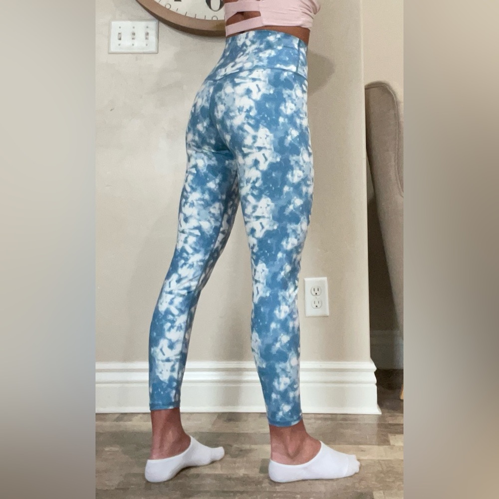Yunoga tie dye leggings